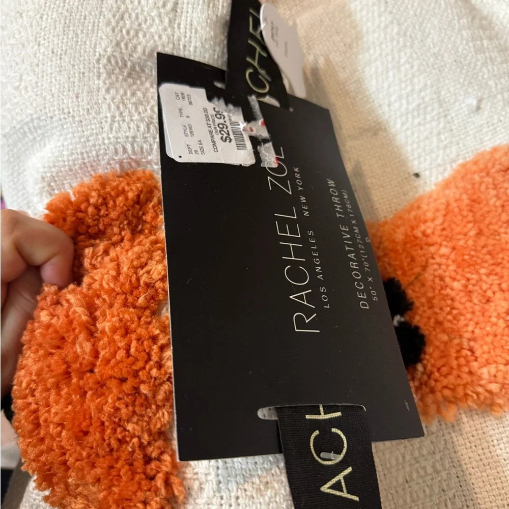 Rachel Zoe  Ghost Blanket NEW - Picture 2 of 2
